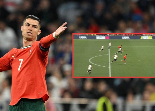 Tại sao bàn thắng của Ronaldo không việt vị?