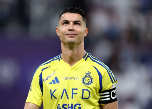 Sau MU, châu Á chuẩn bị chào đón Ronaldo cùng Al Nassr