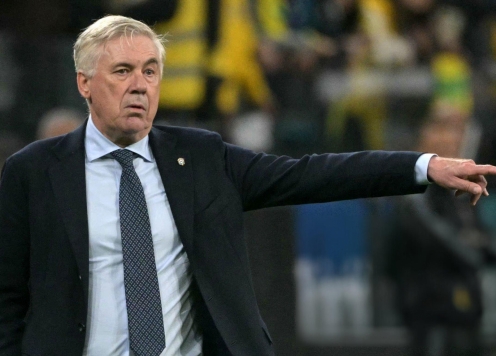 Gạt Ronaldo và Messi, HLV Ancelotti chọn cầu thủ xuất sắc nhất