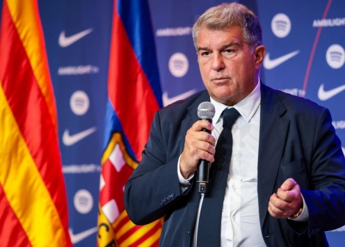 Chủ tịch Barca gặp nguy