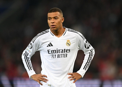 Real Madrid nhận tin 'sét đánh' từ Mbappe