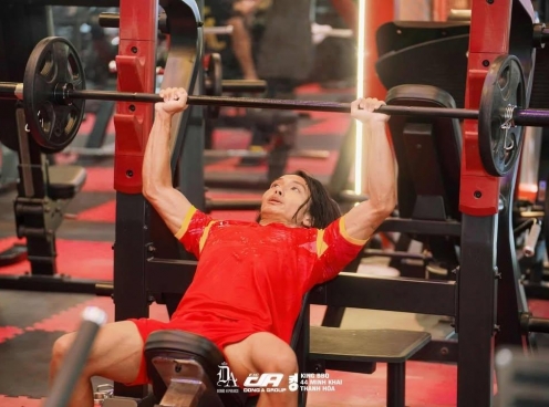 Thêm 1 tiền vệ Việt kiều Pháp về Việt Nam thi đấu