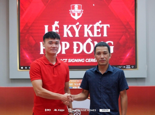 Tiền đạo từng 'gây sốt' ở Lào chính thức có bến đỗ mới tại V-league