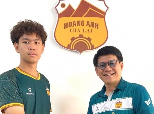 Rộ tin cầu thủ Việt kiều Thái Lan cập bến đại gia V-League