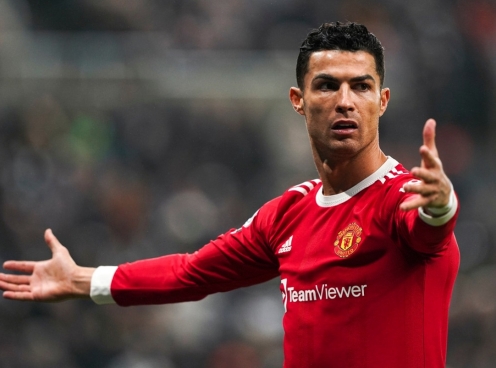 Ra yêu cầu vô lý, Ronaldo quyết định rời Man United?