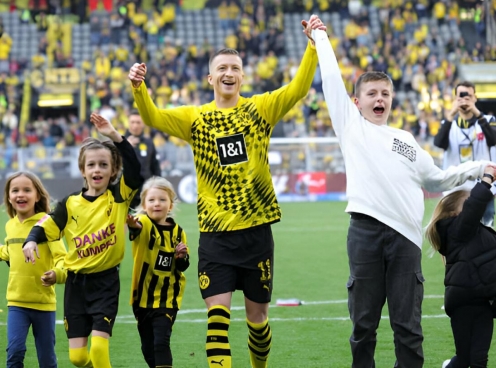 HLV Dortmund: 'Tôi không nghĩ ra ai khác xứng đáng vô địch C1 hơn Reus'