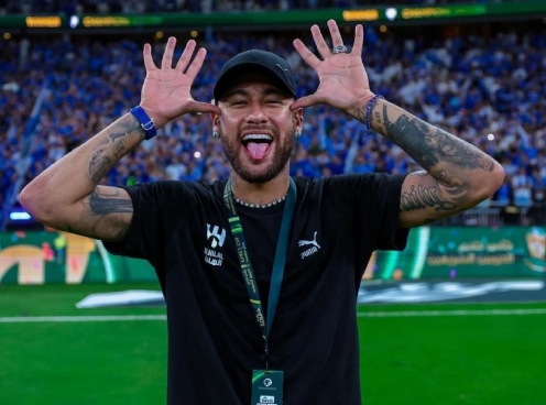 Neymar tuyên bố cứng khi giành cú ăn 3 dù chấn thương cả mùa