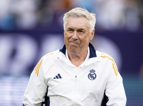 HLV Ancelotti thừa nhận đau đầu khi có Kylian Mbappe