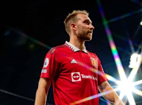 Manchester United nhắm 'De Jong mới', Eriksen tỏ rõ tương lai