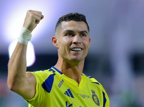 Ronaldo tỏa sáng, giúp HLV Pioli có chiến thắng đầu tay tại Al Nassr