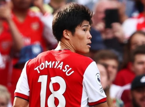 Tomiyasu báo tin cực vui tới Arsenal