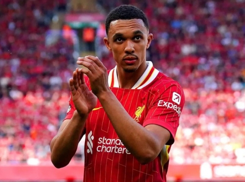 Liverpool đau đầu vì 42 triệu bảng mang tên Alexander-Arnold