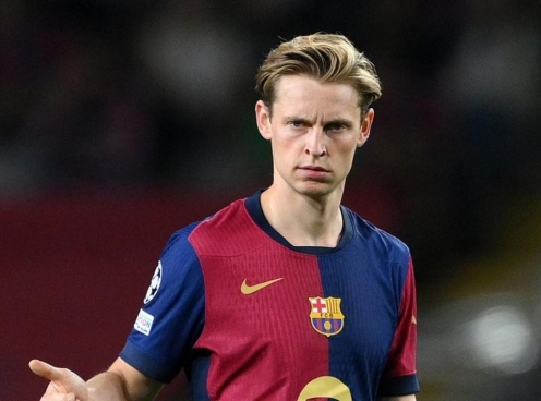 Barcelona 'điên đầu' vì Frenkie De Jong