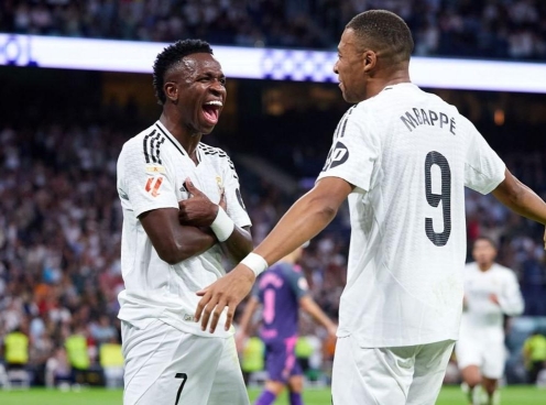 Ancelotti 'hy sinh' Mbappe vì Vinicius