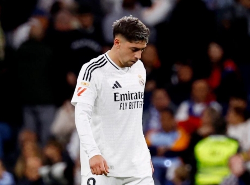 Fede Valverde xin lỗi NHM Real Madrid vì sai lầm ngớ ngẩn