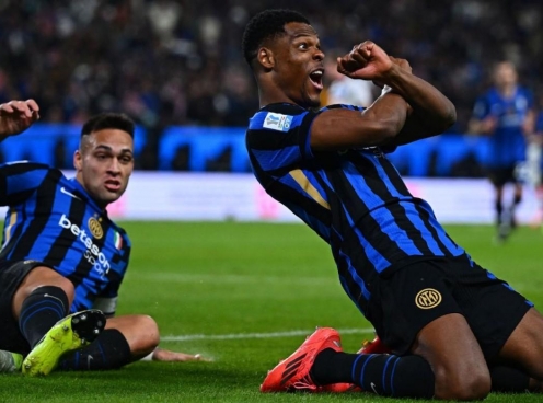 Dumfries lập cú đúp, Inter Milan hạ Atalanta vào chung kết Siêu cúp Italia