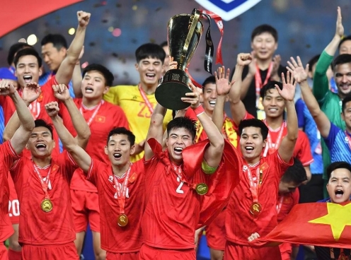 ĐT Việt Nam xô đổ hàng loạt kỷ lục khi vô địch AFF Cup 2024