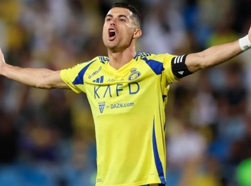 Ronaldo và Mane tỏa sáng, Al Nassr thắng trận đầu năm 2025