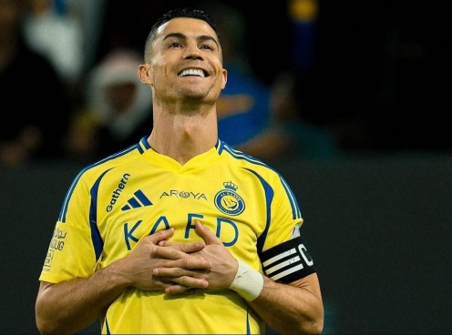 Ronaldo ở lại Arab Saudi, ký siêu hợp đồng hơn 5.200 tỷ đồng