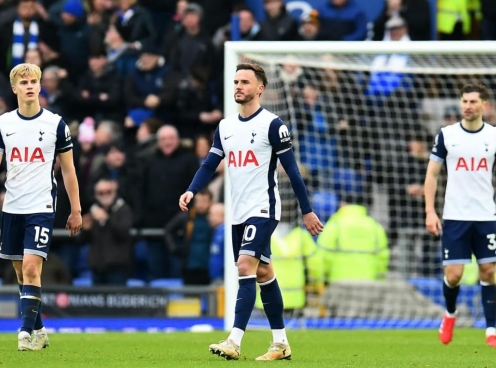 Tottenham sa lầy khủng hoảng, HLV Postecoglou gắt gỏng nói một điều