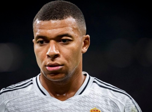 Mbappe bất ngờ bị NHM biểu tình phản đổi