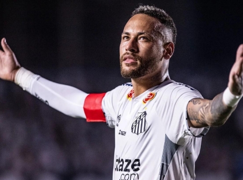 Neymar ghi bàn đầu tiên sau gần 2 năm