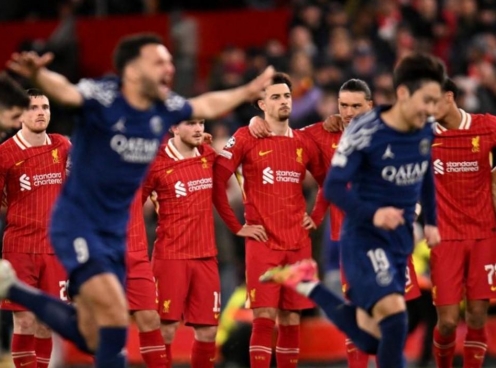 VAR gây tranh cãi ngày PSG loại Liverpool khỏi Champions League