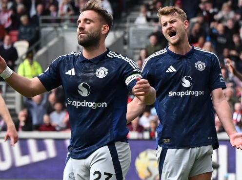 Đôi công rực lửa, Brentford hạ MU trong trận cầu mãn nhãn 7 sao