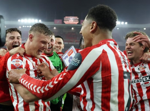 Em trai Bellingham góp công, Sunderland vào chung kết play-off thăng hạng Premier League