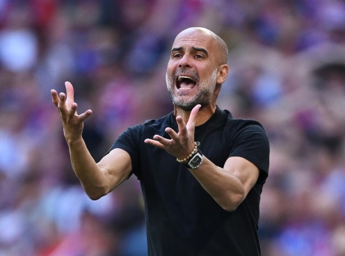 Pep Guardiola hiện tại siêu lẩm cẩm