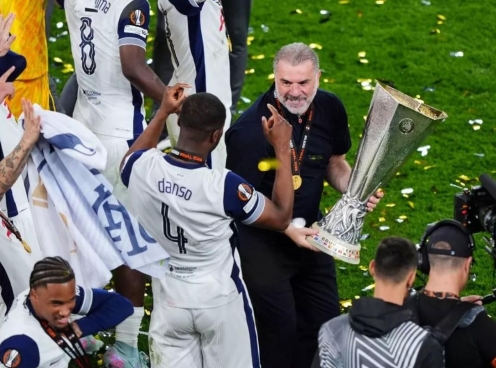 HLV Tottenham chốt tương lai sau khi hạ MU ở chung kết Europa League