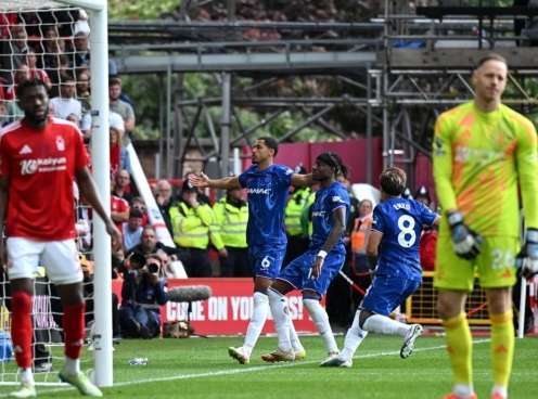 Thắng nghẹt thở Nottingham, Chelsea giành vé dự Champions League 2025/26