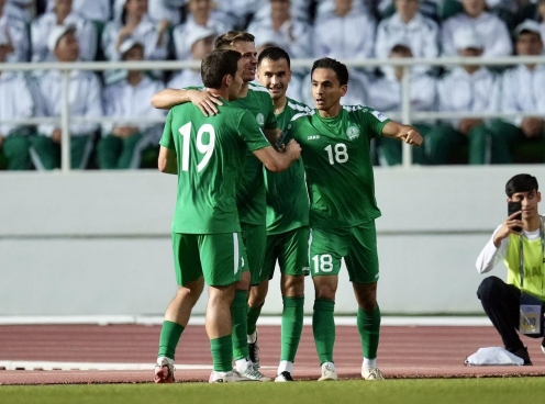 Trực tiếp Turkmenistan 3-1 Thái Lan: Chủ nhà áp đảo