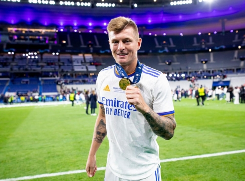 Nóng: Toni Kroos thông báo trở lại Real Madrid
