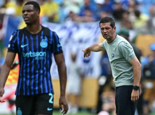 HLV Inter Milan: 'Chúng tôi thua vì đã quá kiêu ngạo'
