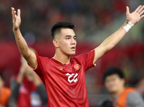 Tiến Linh và Công Phượng vắng mặt tại V.League Awards