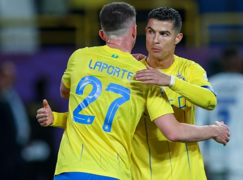 Đưa Laporte trao đổi, Al Nassr đem về 'ngòi nổ hàng công' mới cạnh Ronaldo