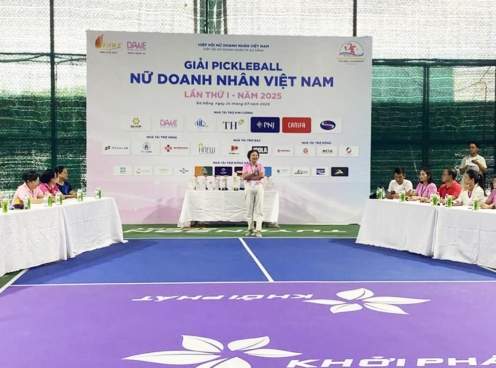 150 nữ doanh nhân tranh tài sôi nổi tại Giải Pickleball lần đầu tiên tổ chức ở Việt Nam