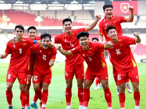 Việt Nam được báo Anh tôn vinh là hình mẫu đào tạo trẻ khu vực