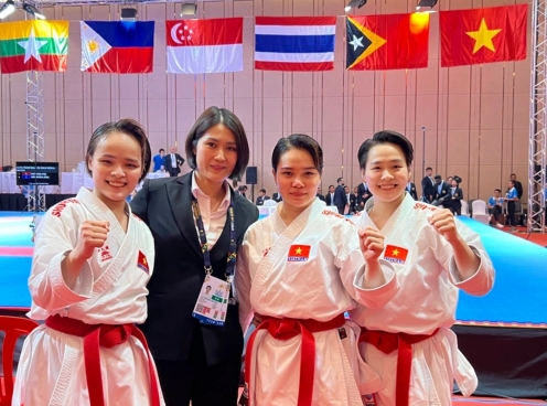 HLV Karate Việt Nam nhận giải thưởng danh giá trước ngày ra quân ASIAD 19