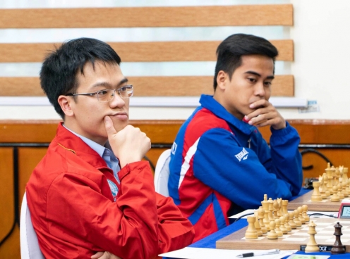 Lê Quang Liêm thua sốc tại ASIAD 19, 'cứu tinh' của cờ vua Việt Nam xuất hiện
