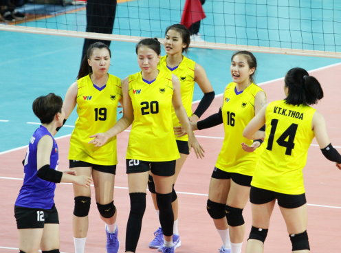 Trực tiếp bóng chuyền nữ VTV Bình Điền Long An 2-2 U20 Việt Nam: Đội chủ giải nhọc nhằn