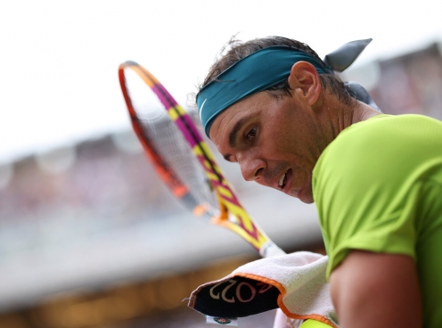 Huyền thoại bức xúc vì Roland Garros 'bất công' với Nadal