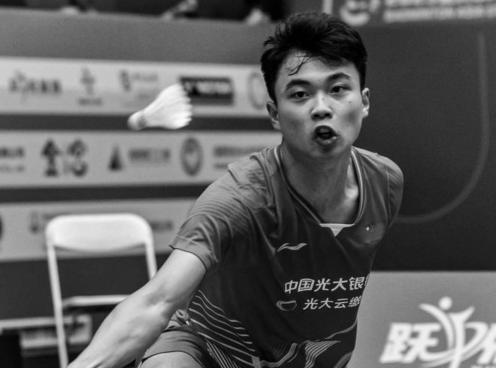 Tay vợt 17 tuổi của Trung Quốc qua đời sau khi đổ gục trên sân đấu
