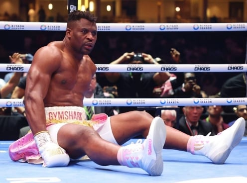 Francis Ngannou tiết lộ những góc khuất trong thất bại trước Anthony Joshua