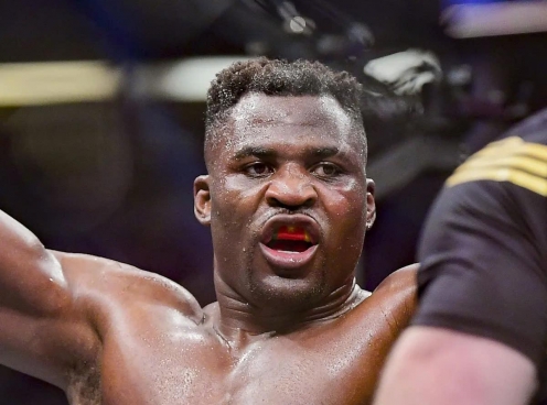 Francis Ngannou chính thức trở lại đấu trường MMA