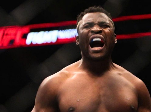 Francis Ngannou chuẩn bị đấu cựu vô địch hạng nặng?