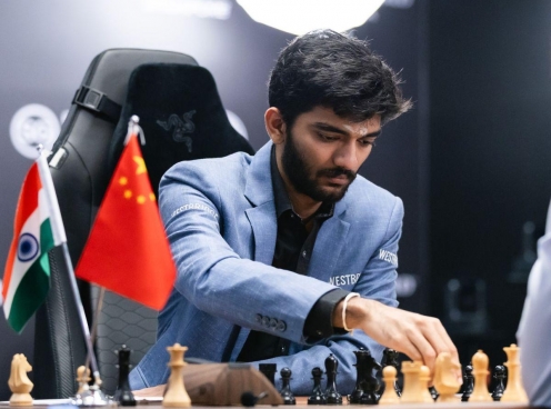 Thần đồng cờ vua 18 tuổi Ấn Độ lên ngôi vô địch thế giới 2024