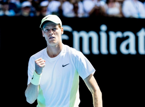 Jannik Sinner khởi đầu thuận lợi tại Australian Open 2025