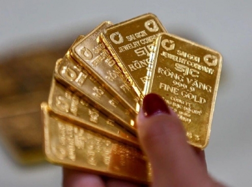 Giá vàng hôm nay sáng 26/5: SJC, DOJI giữ giá cao